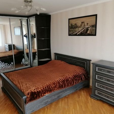Тихая Квартира В Центре Ковеля Kovelʼ Esterno foto