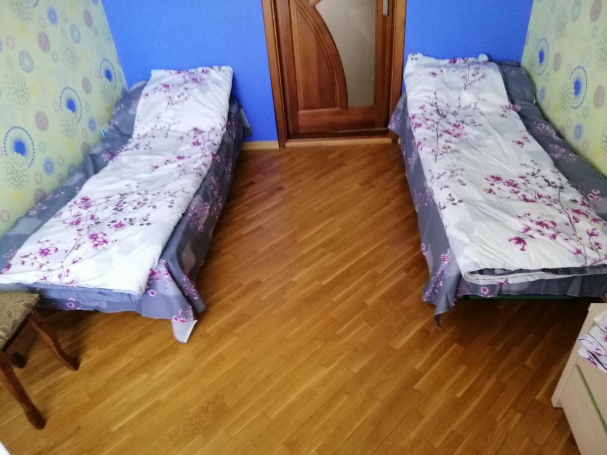 Тихая Квартира В Центре Ковеля Kovelʼ Esterno foto